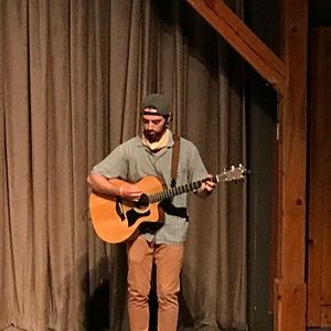 Meet your Posher, Christian